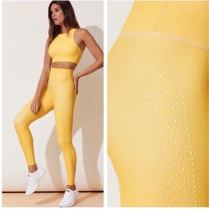 NWT Appliqué Yellow Beach Riot Leggings
